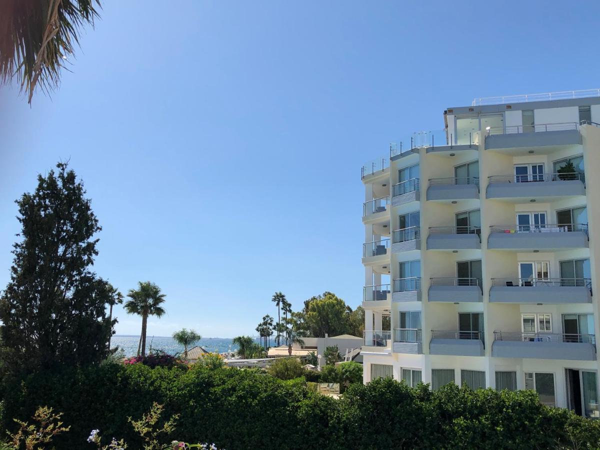The Ermitage On The Beach Лимасол Екстериор снимка